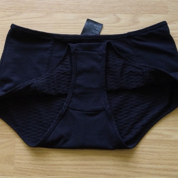 H&M Black Jacquard Top and Bottom Bikini Set | 34B and Size 8 - Picture 13 of 13